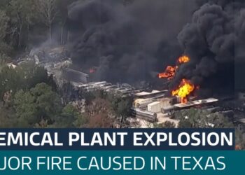 Huge explosion at Texas chemical plant as nearby residents told to stay ...