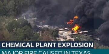 Huge explosion at Texas chemical plant as nearby residents told to stay ...