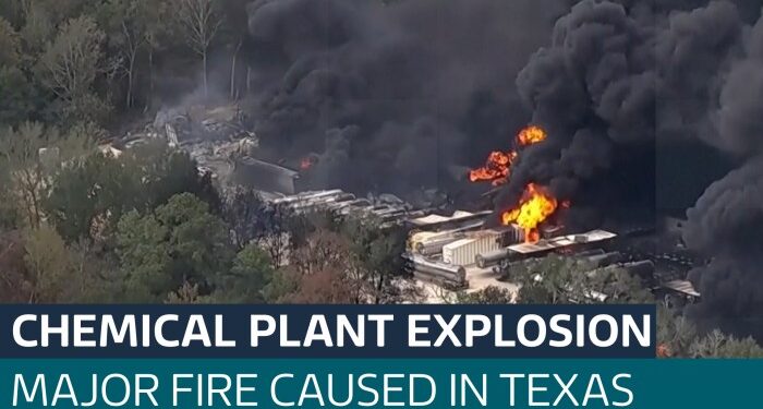 Huge explosion at Texas chemical plant as nearby residents told to stay ...